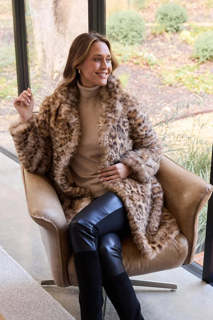 Lura™ Leopard Coat
